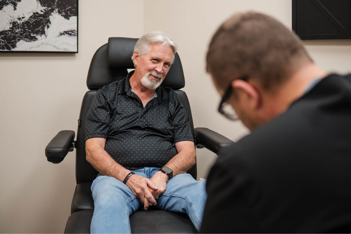 Central Arkansas Foot and Ankle Podiatry Doctor with Patient in Exam Room